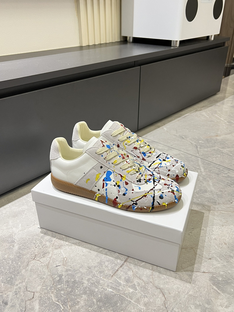 Maison Margiela White Shoes