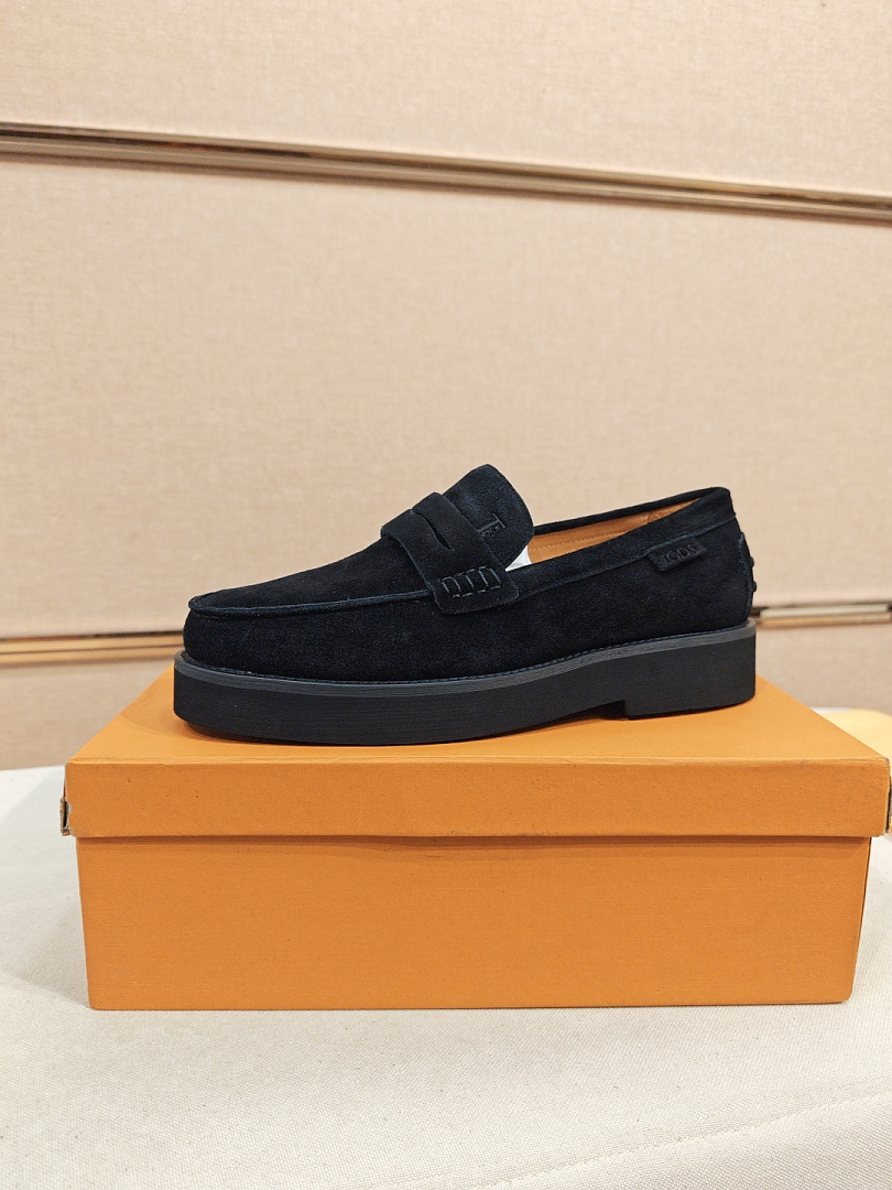 Tod's Black Shoes