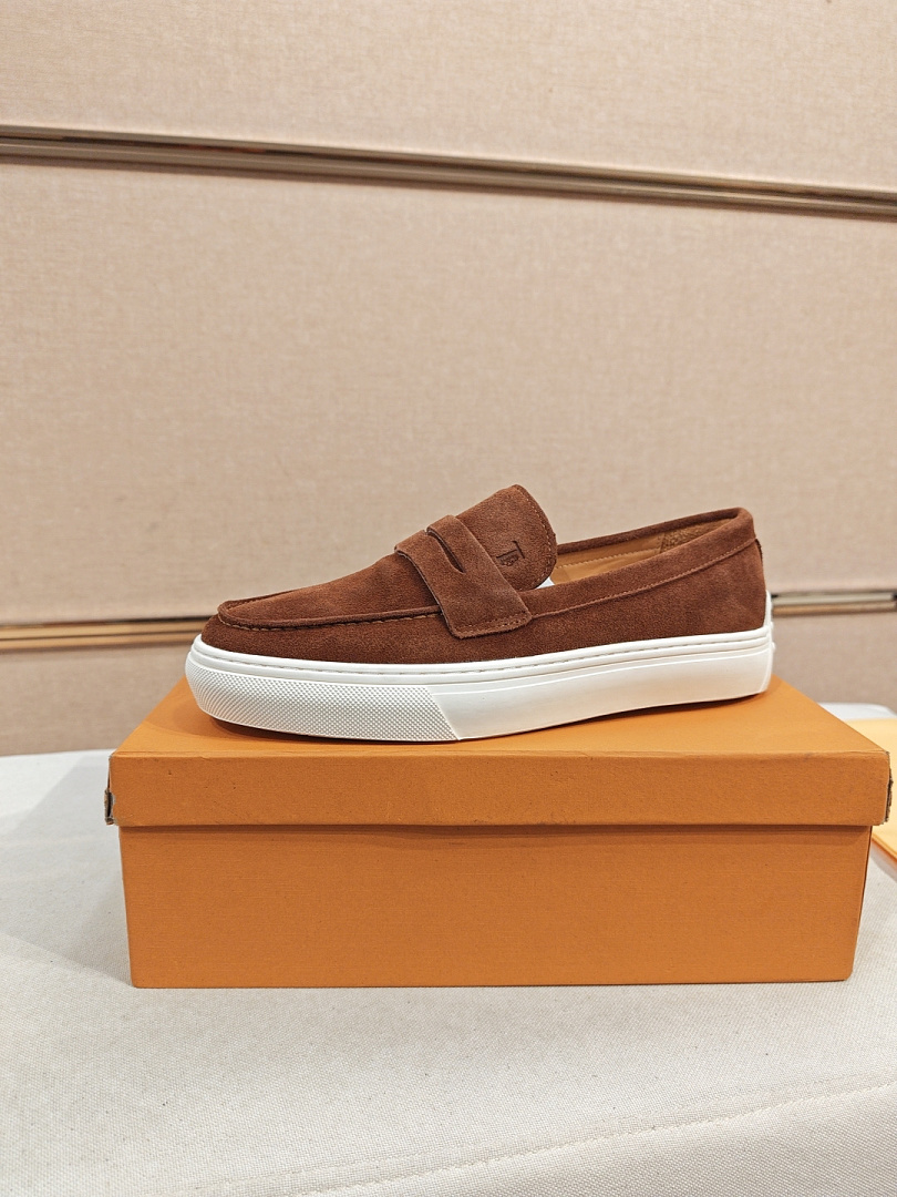 Tod's Brown Shoes