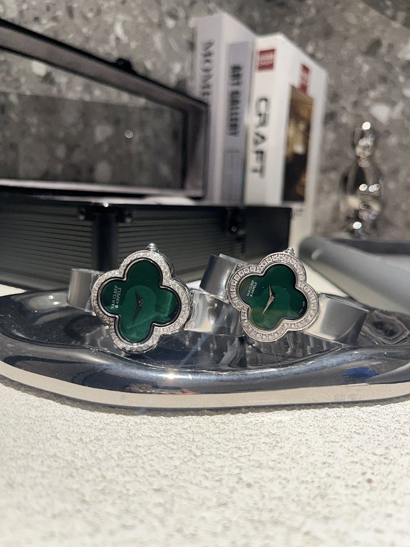 Van Cleef & Arpels Green Watch