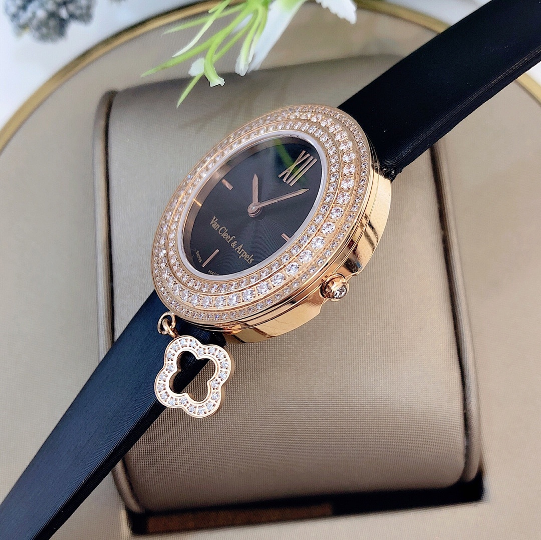 Van Cleef & Arpels Black Watch