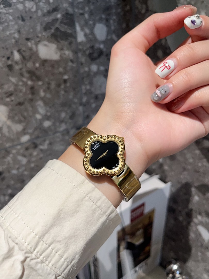 Van Cleef & Arpels Gold Watch